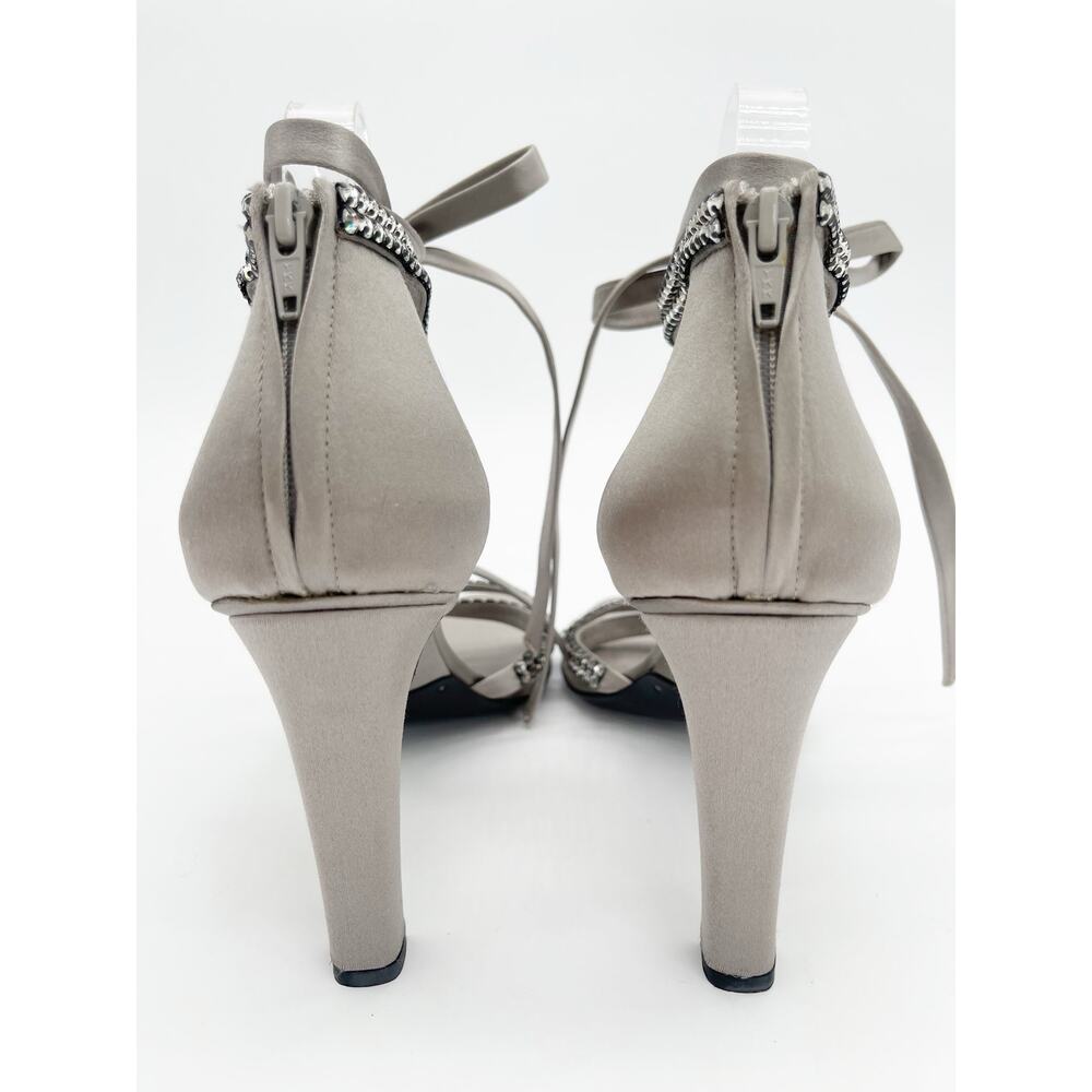 Gucci 2004 Tom Ford Silver Silk Crystal Strap Ankle Wrap Heel Sandals EU 41C - Picture 8 of 13